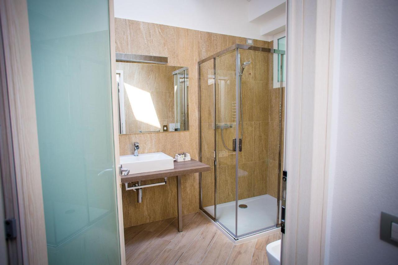 אנג'רה Hotel Ponti מראה חיצוני תמונה